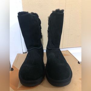 Black Koolaburra Ugg Boots with Fur